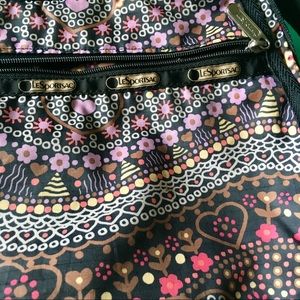 LeSportsac flower geometric print crossbody purse